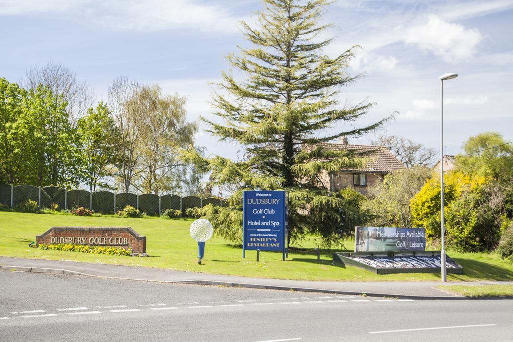 Dudsbury Golf Club - Hotel And Spa Фърндаун Екстериор снимка